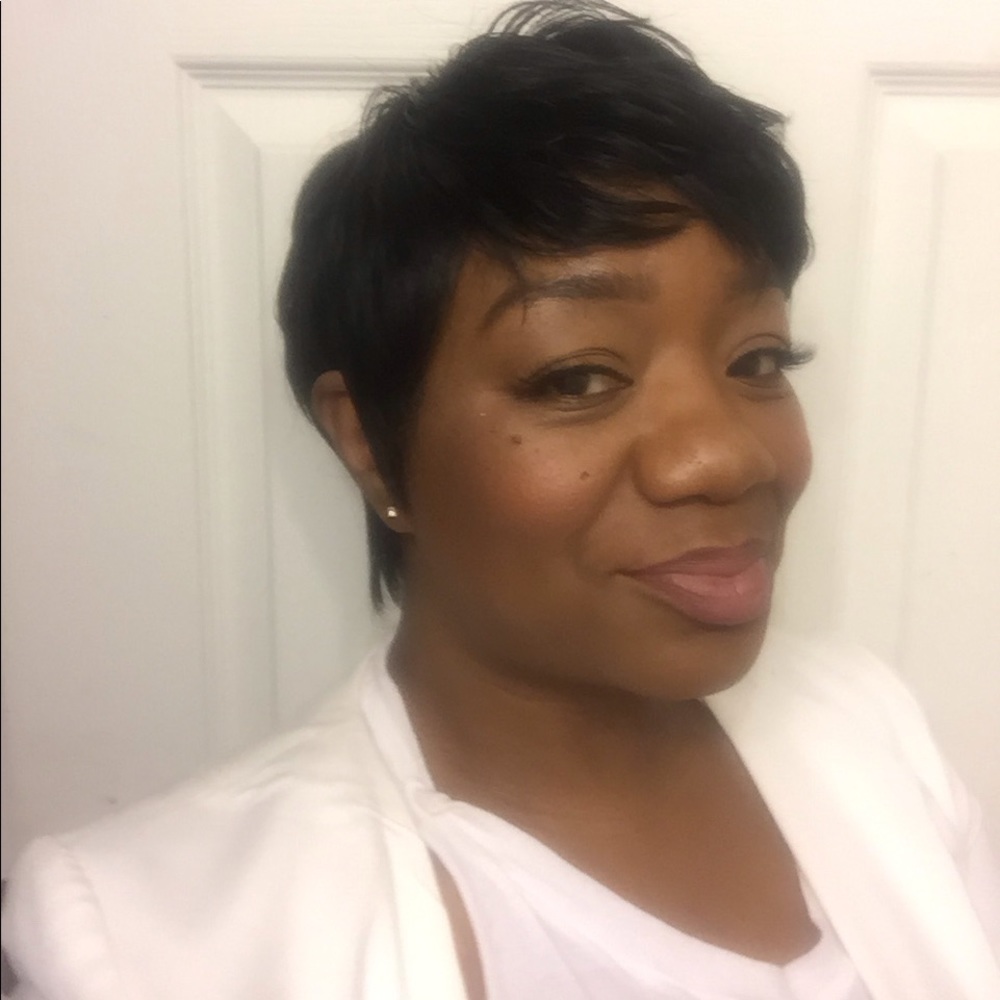 Meet your Posher, Tahirah